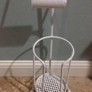 Meet your Posher, Laura